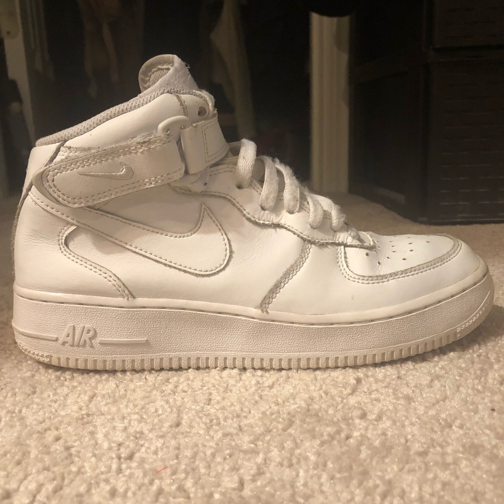 Nike Air Force 1 Mid